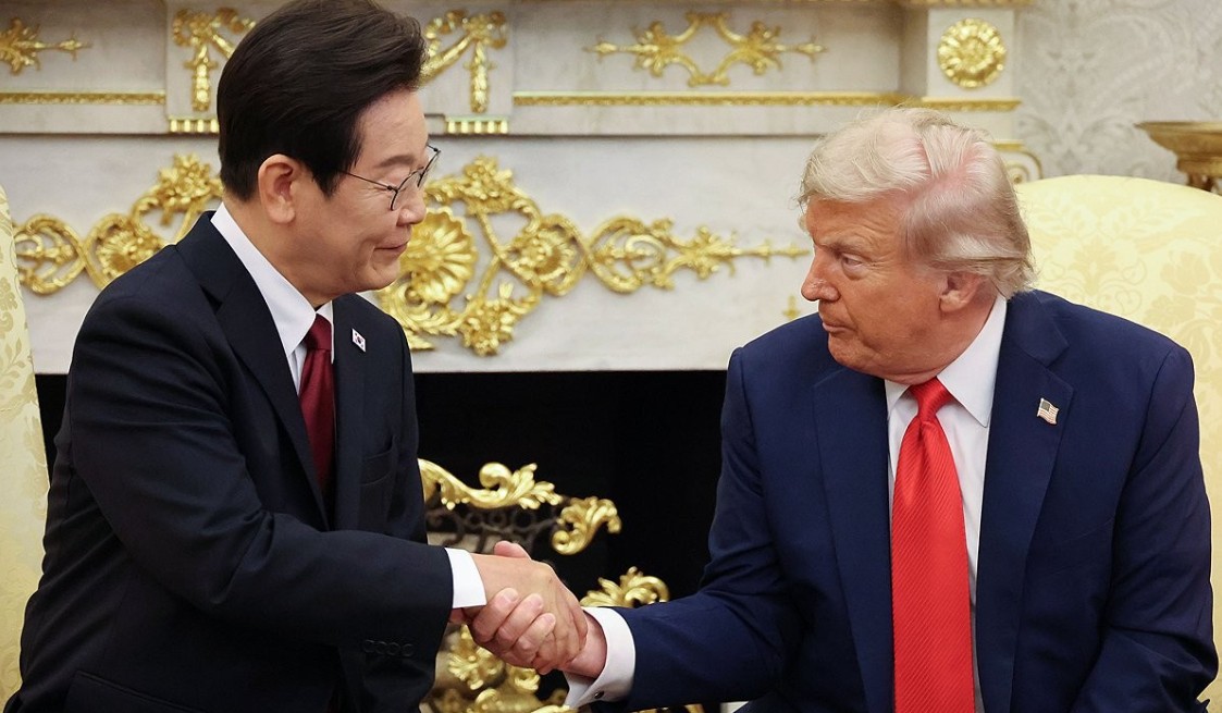 한미 관세협상 세부합의, 2천억달러 현금투자·관세 15% 인하…이재명 정부 대미 전략의 승부수 관련 사진