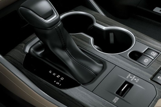 도요타 하이랜더 내부 디자인