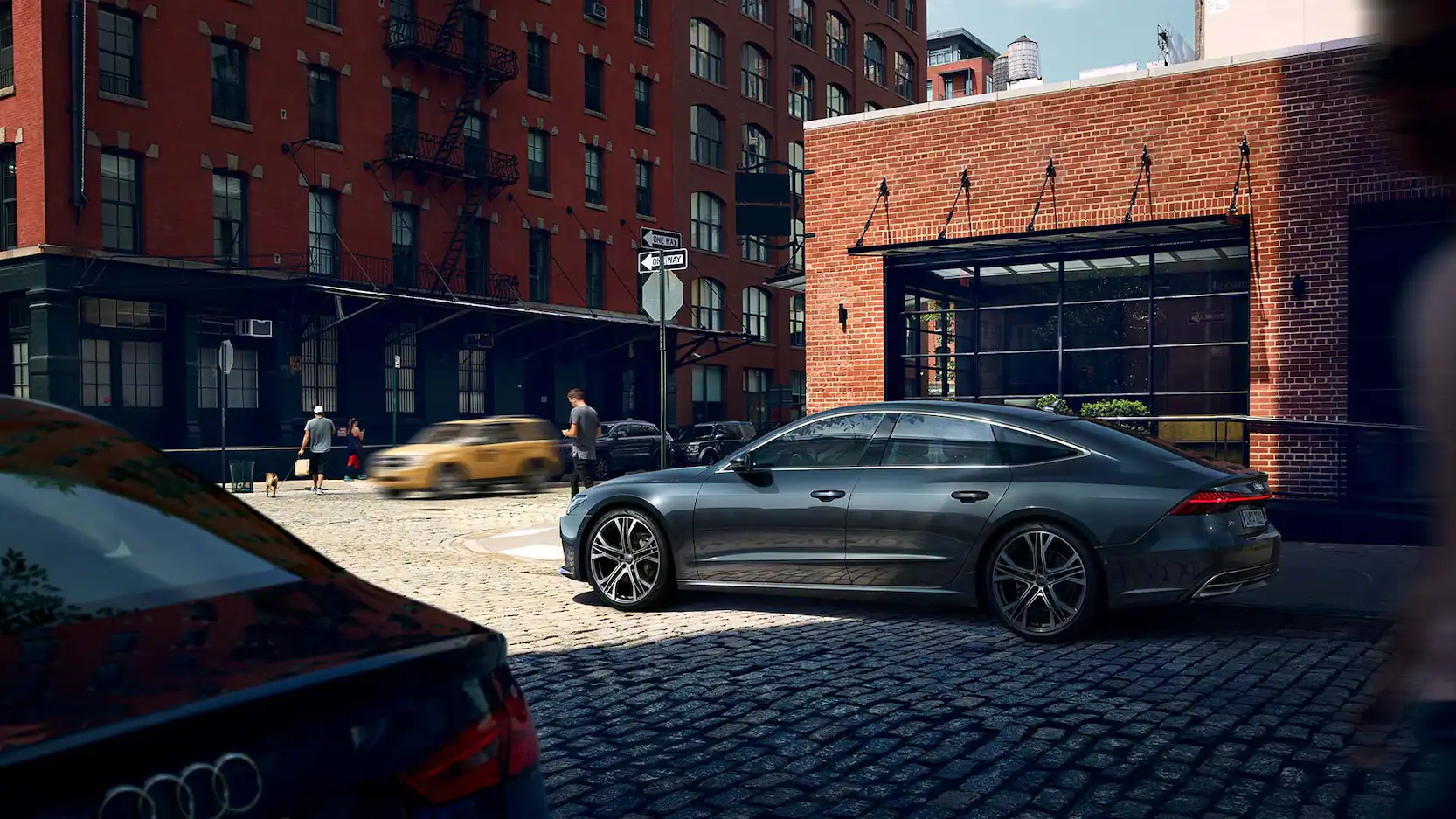 아우디 A7 측면 사진 출처 아우디 홈페이지