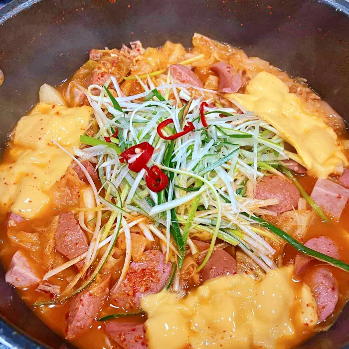 한남동, 이태원 맛집 양배추와 소시지 듬뿍 존슨탕