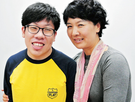 박모세와 어머니 조영애│장애를 이겨내고 음악을 이어가는 모자 이야기