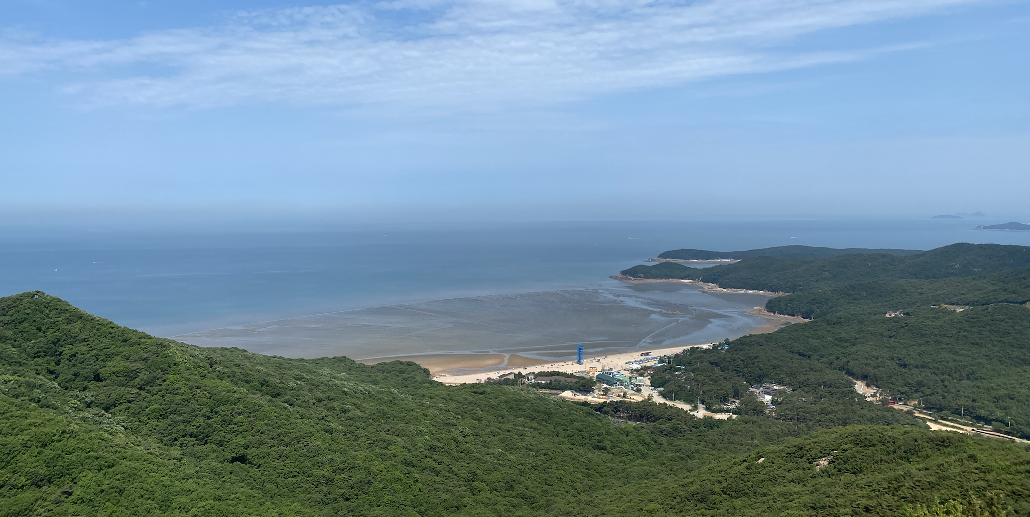호룡곡산에서 바라보는 서해바다 풍경