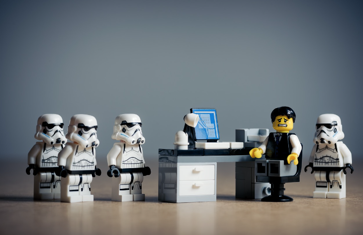 가깝지 않으니 공감하지 않는다: SNS 상 심리적 거리감과 사이버불링에 대한 도덕적 반응