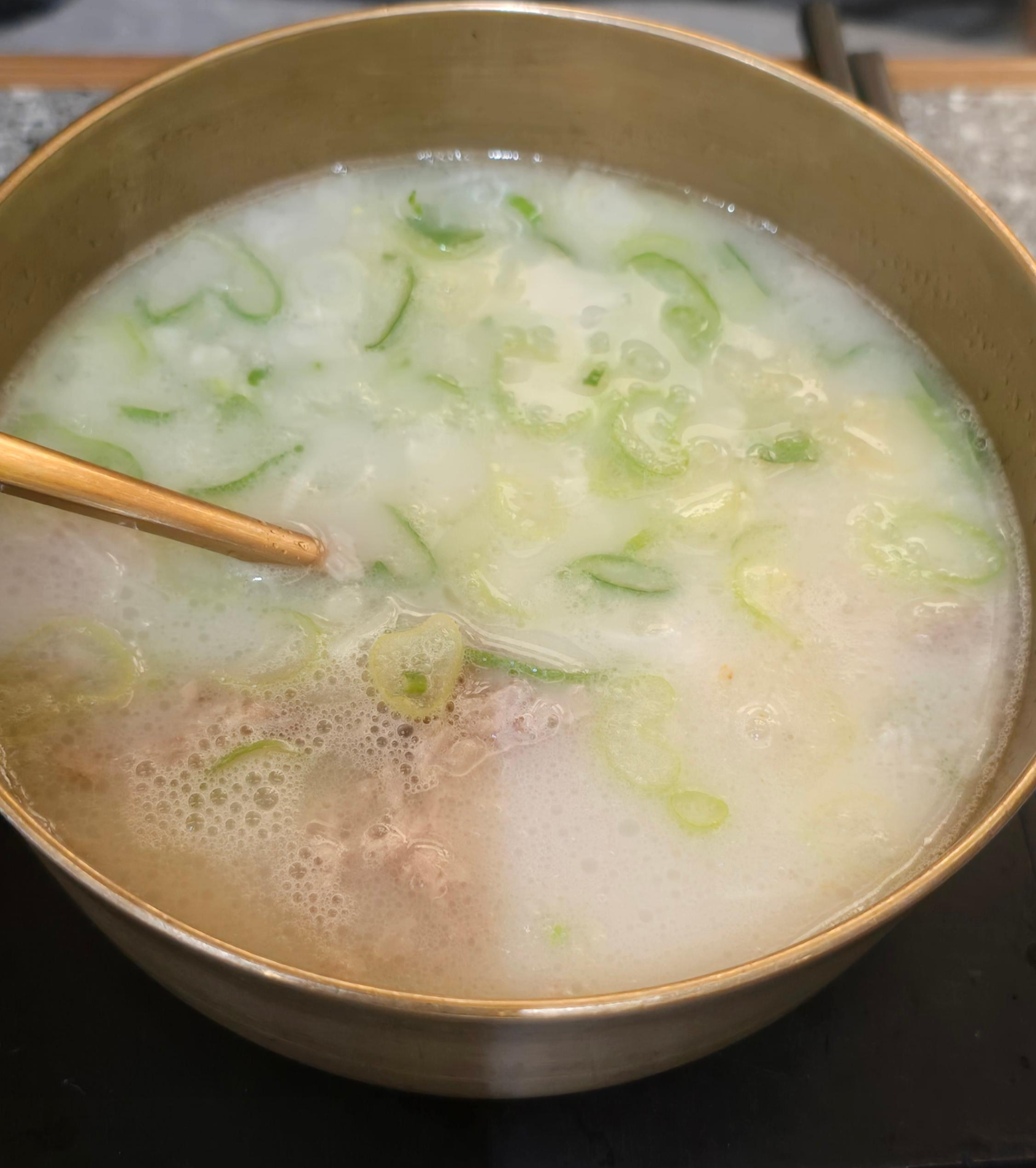 정짓간 돼지국밥