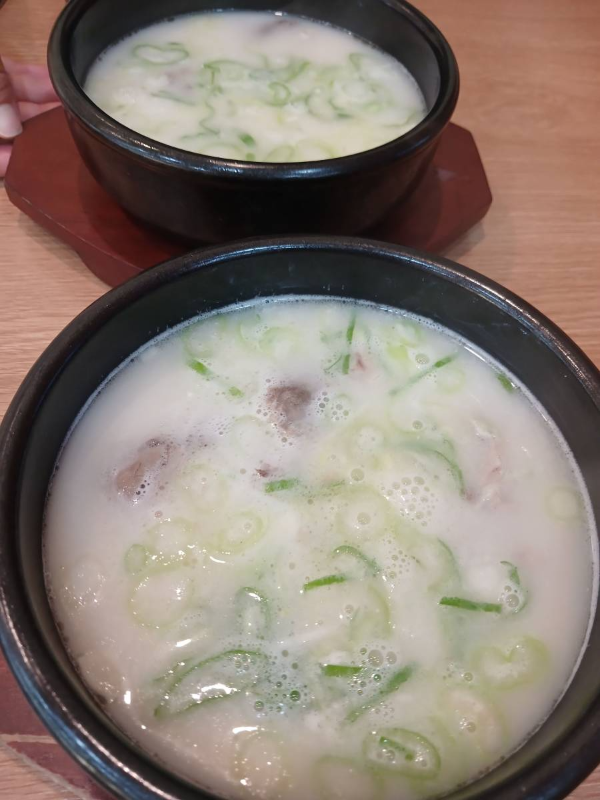 한촌설렁탕 두그릇