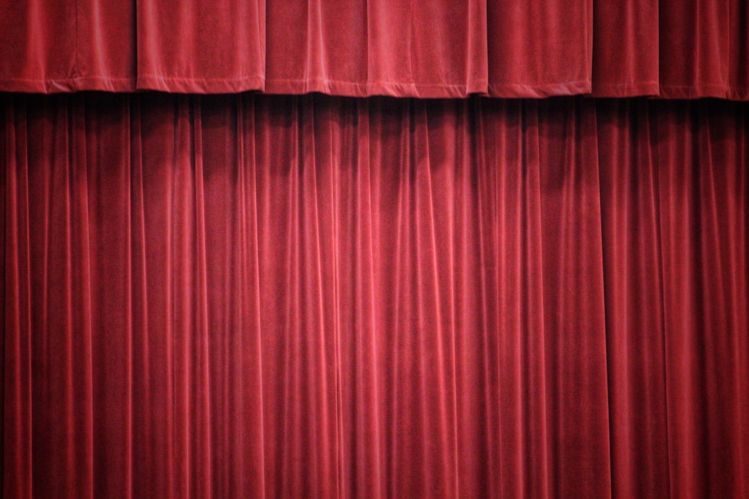 Curtain