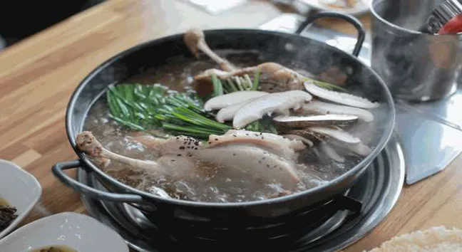 꽃피는산골