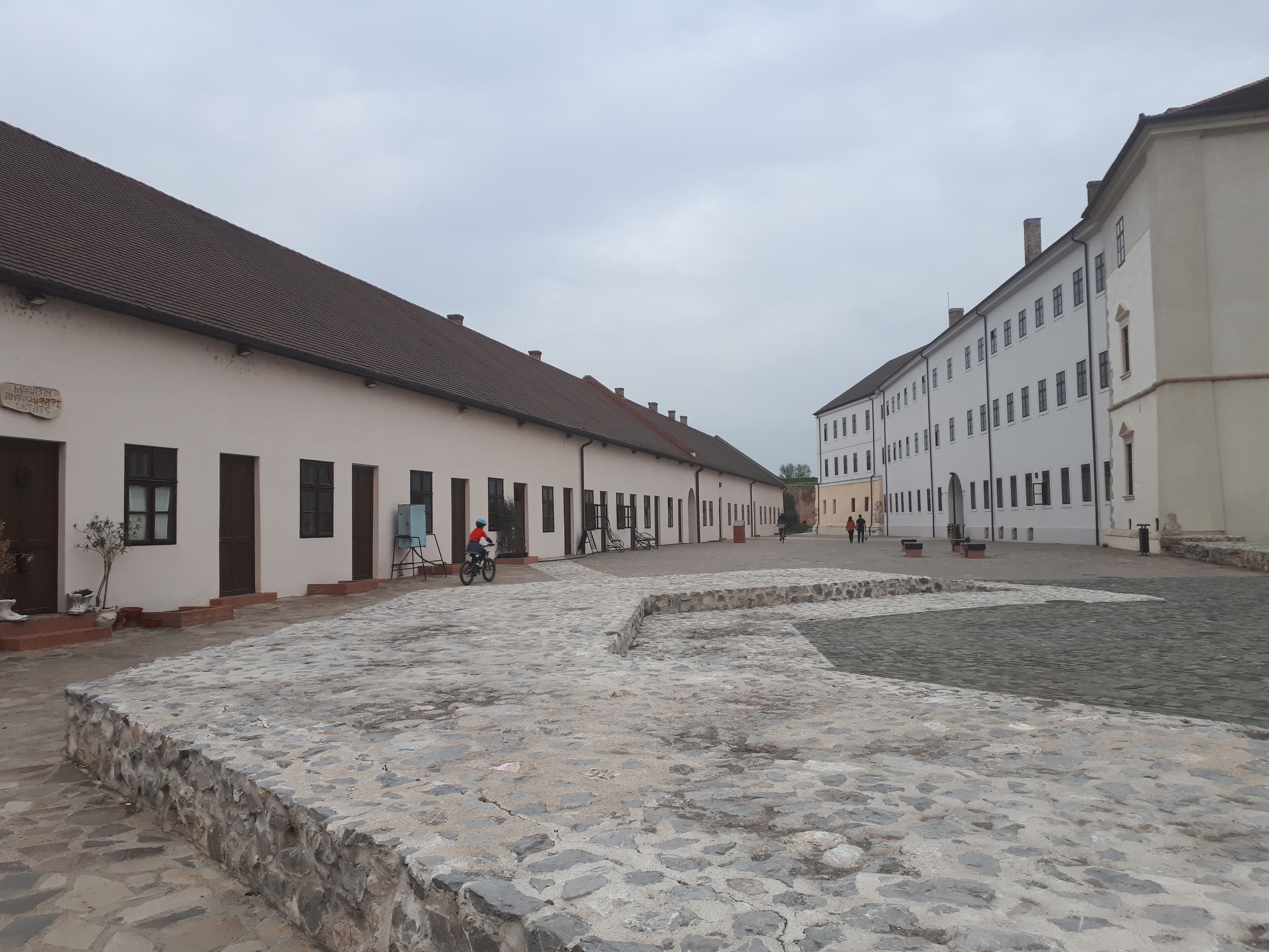 루마니아 오라데아 요새 내부