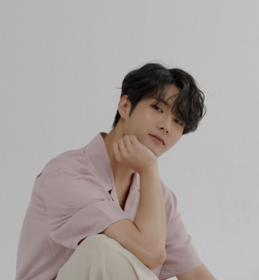 김중연 화보