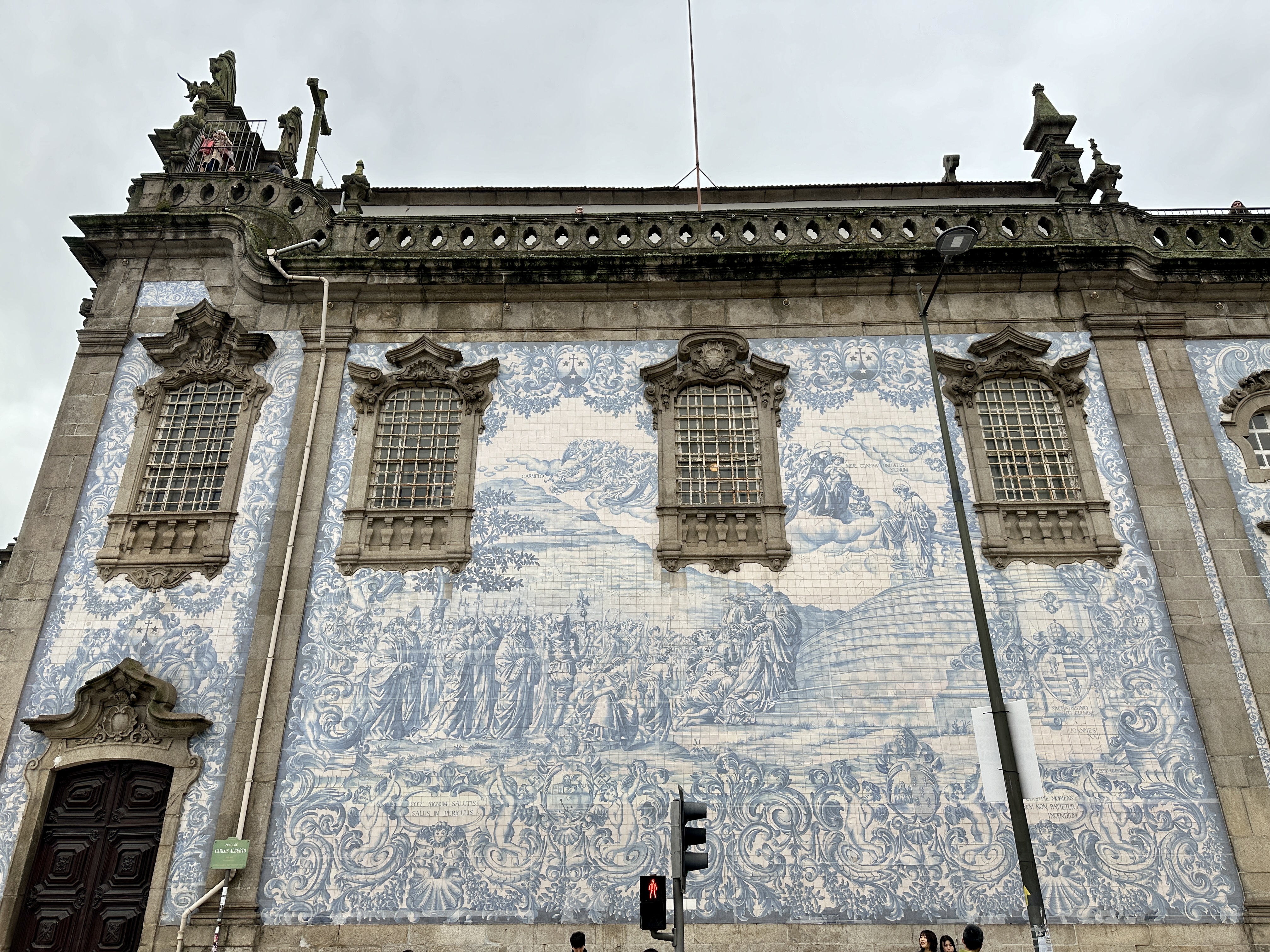 벽화가 아름다운 카르무 성당