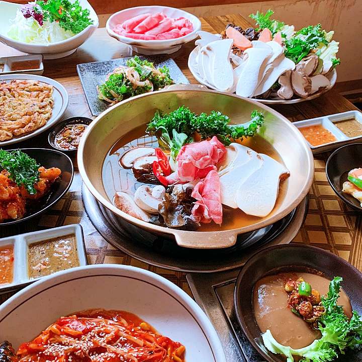 전주 식당 차돌 버섯전골 이 맛이 진국 전설의 맛 맛집 추천