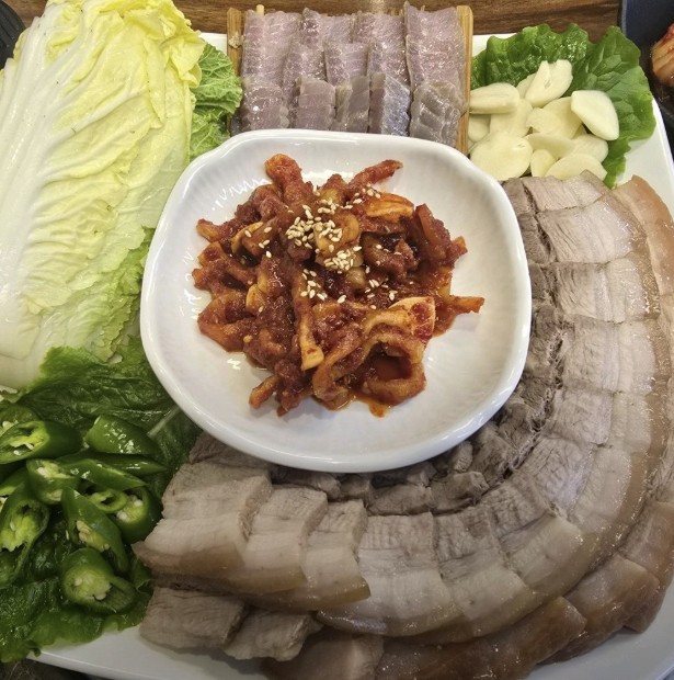 종로5가 굴국밥 맛집 &amp;#124; 2TV 생생정보 할매~ 밥 됩니까? 남해굴국밥 정리