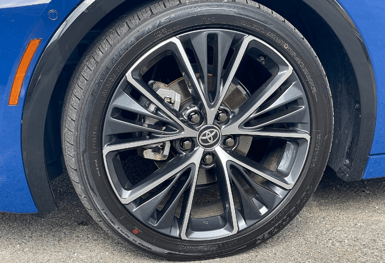 프리우스 5세대 가격 연비 제원 출시일 토요타자동차