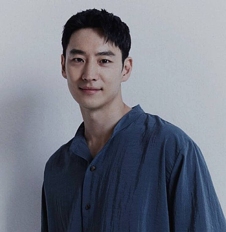 배우 이제훈