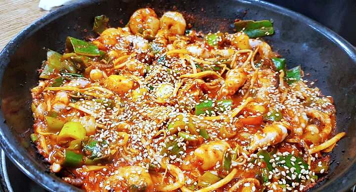 6시내고향 포항 낙지전골 현지인 로컬 추천 30년 노포 고향정가게 고향노포 낙지 볶음 맛집 오늘 방송 추천