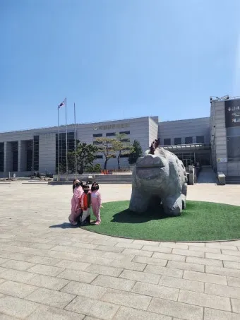 공주 가볼만한곳 맛집 카페 추천 실내 사진 명소_18