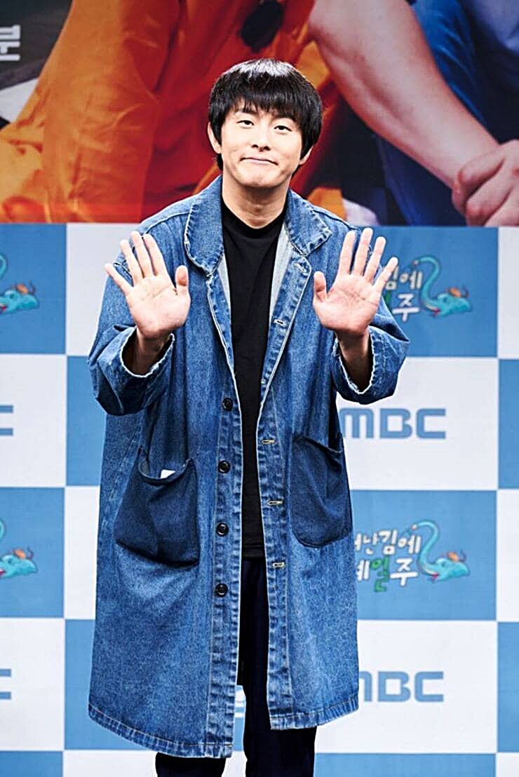 웹툰-작가-겸-방송인-기안84