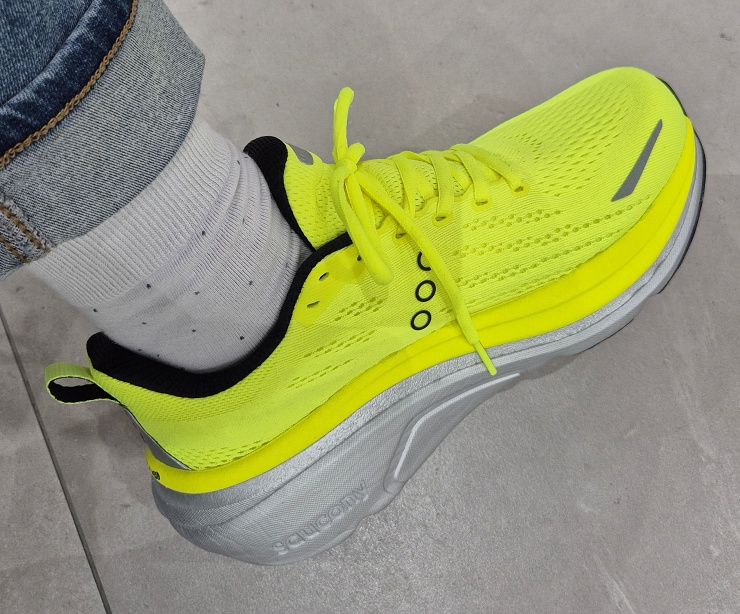 관절보호 러닝화