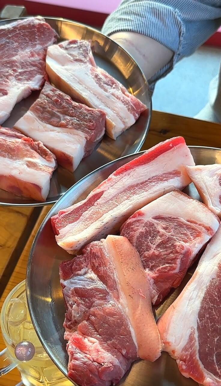 제주 흑돼지 맛집 추천 &amp;#124; 오늘N 퇴근후N 작제도 흑돼지 장작구이