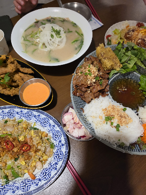 창원 가로수길 포숑 여러 번 방문해도 만족하는 쌀국수 맛집 후기