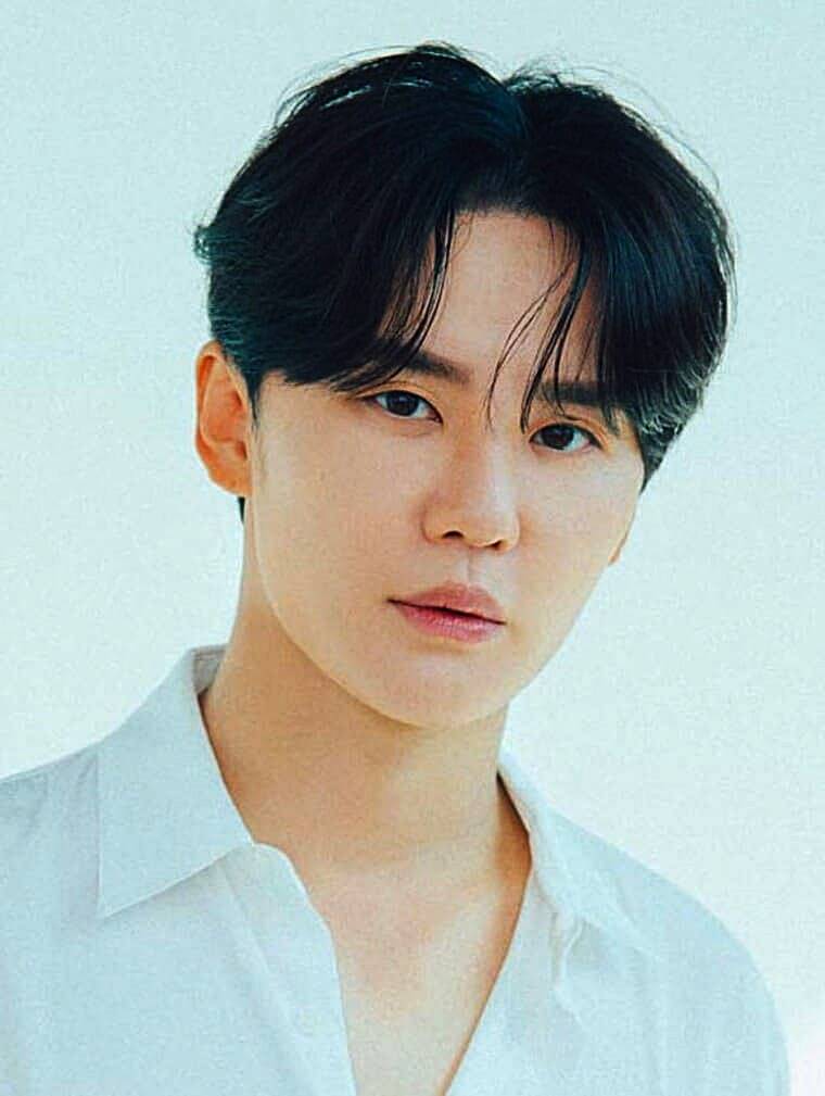 가수-겸-뮤지컬-배우-김준수