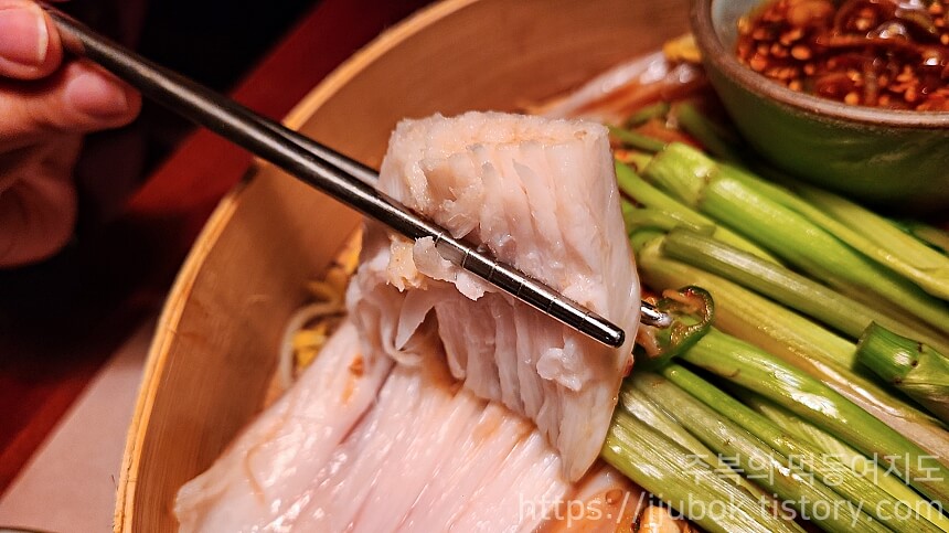 이자카야-토모-가오리찜-맛