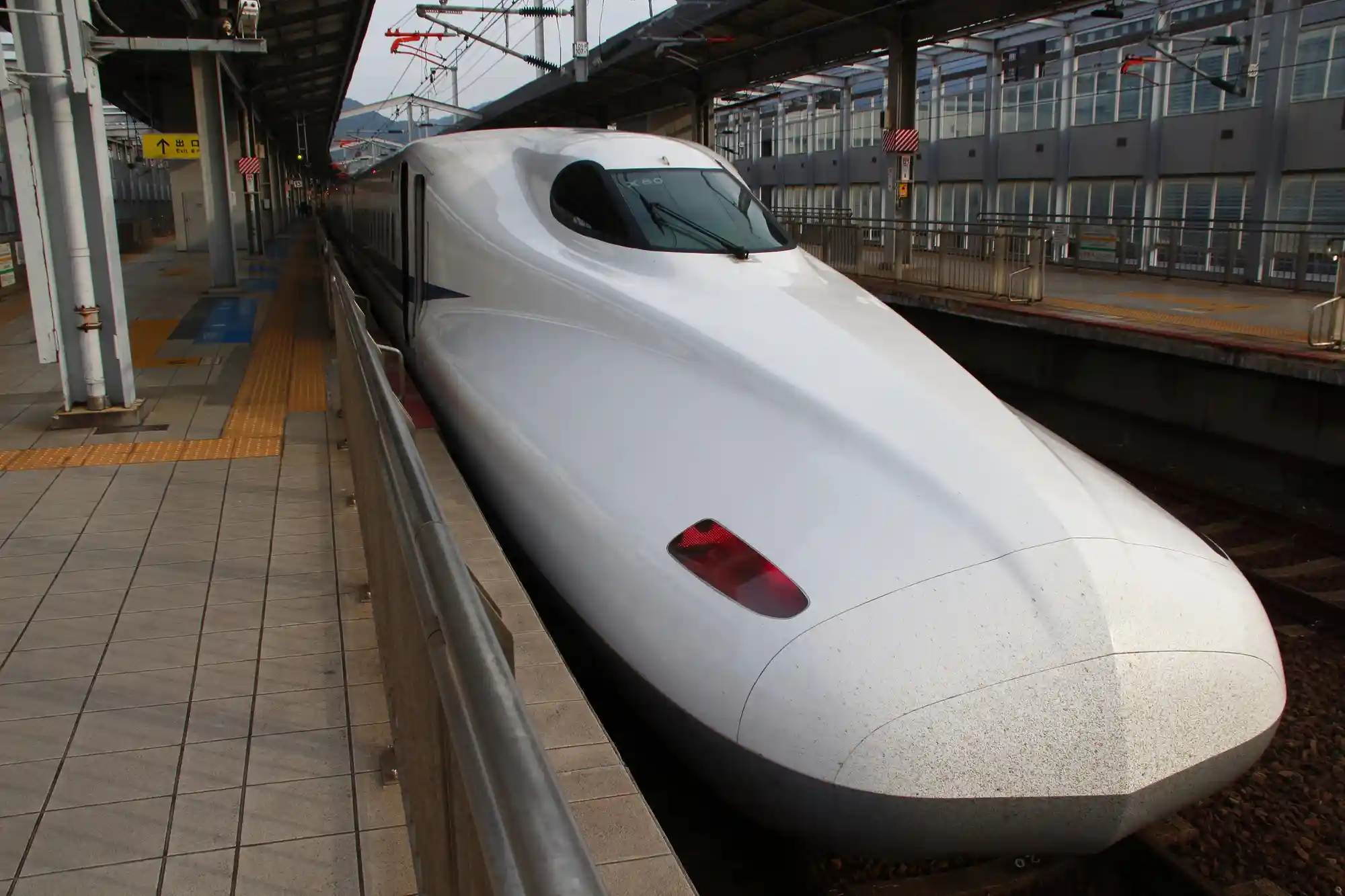 JR 고쿠라역 신칸센 개찰구 내