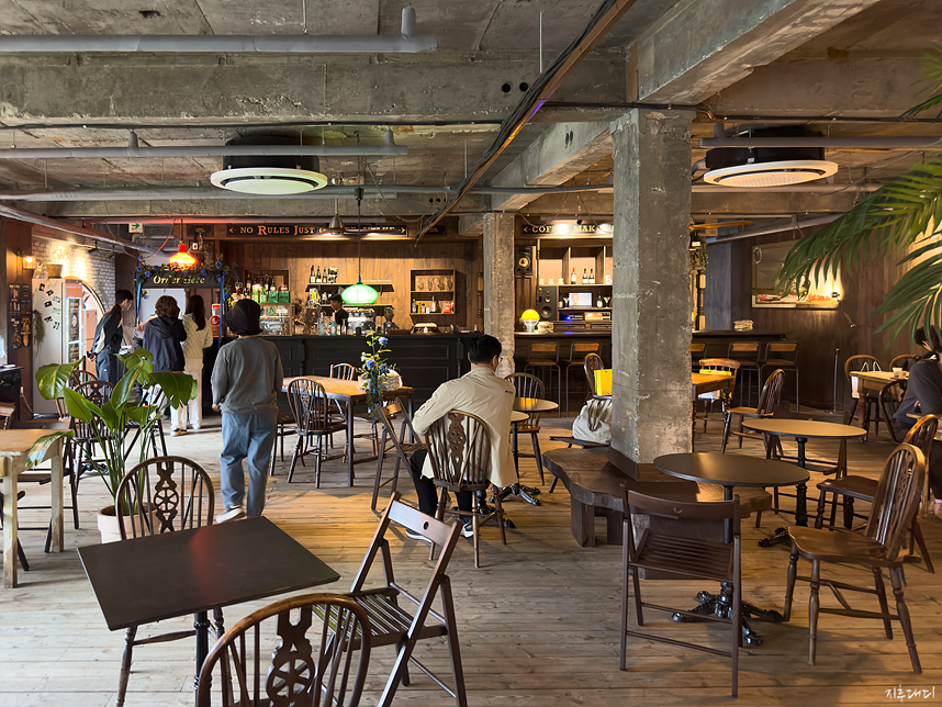 수원 행궁동 프랭크 커피바, 에스프레소 콤파냐, 오리지날 크로플