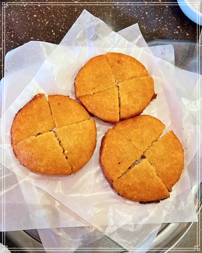 켄싱턴호텔 국회의사당역 여의도 맛집 손만두 떡국, 김치만두 만두국, 술국