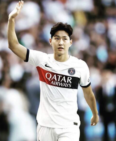 이강인 선수의 모습