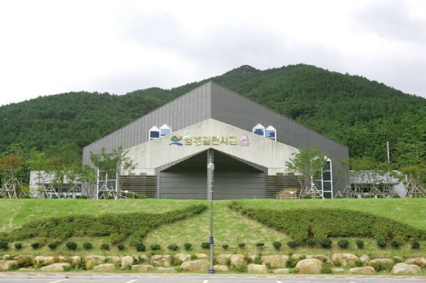 엄홍길 전시관 모습