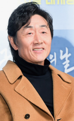 40대후반인줄 알았는데 환갑이 넘은 톱스타들 TOP 9