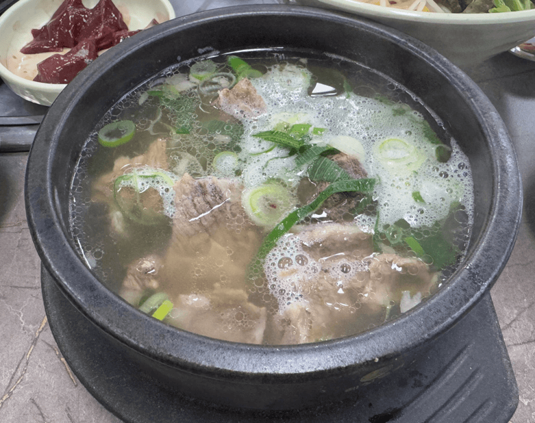 승리정육식당 갈비탕