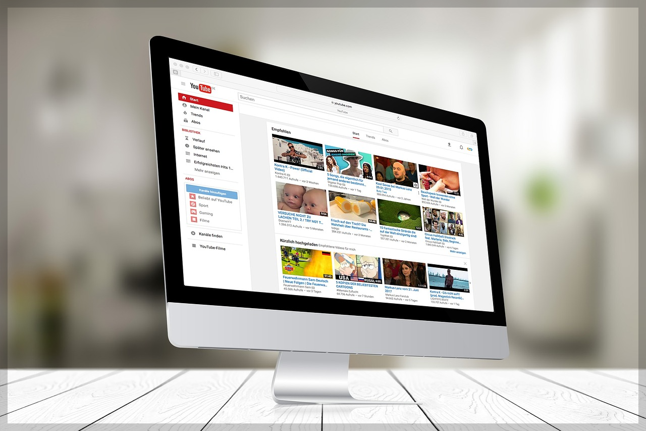 웹사이트만으로도 충분히 사용할 수 있을까요?