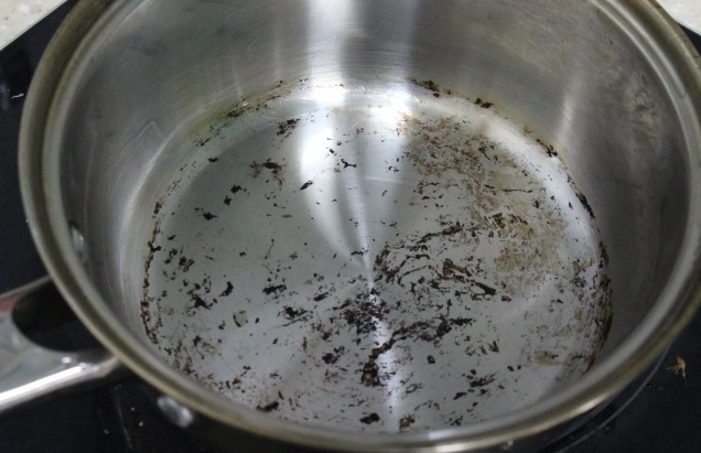 과탄산 소다 사용법 탄 냄비 세척