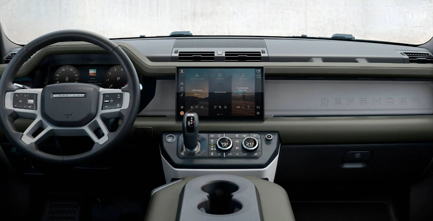 2023-디펜더-130-실내