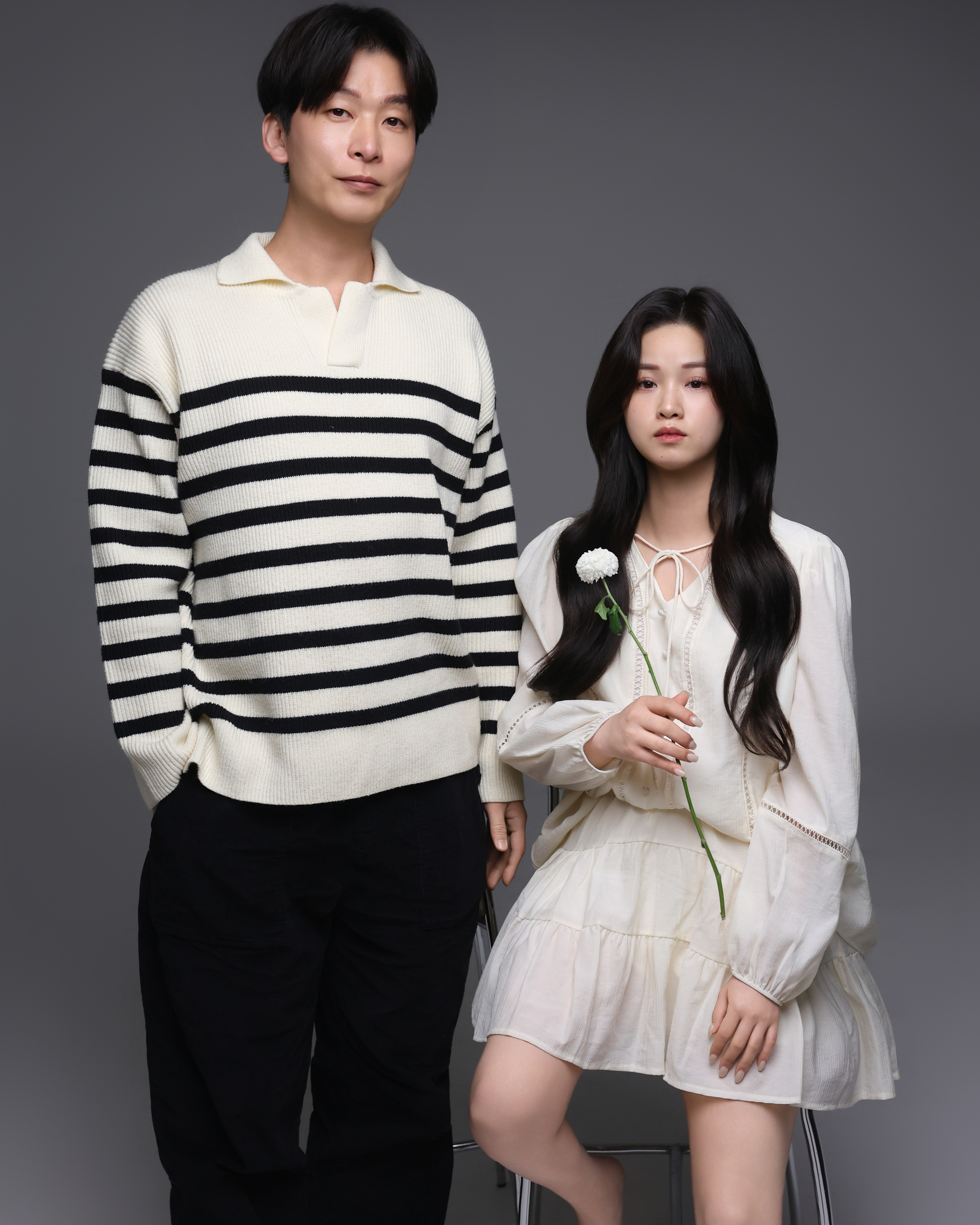 천안 커플사진 순백스튜디오 — 캐주얼 톤 커플 프로필 촬영 4