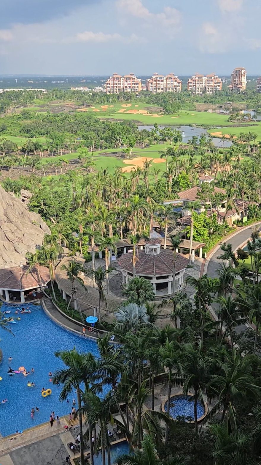 숙소에서 바라본 하이난 미션힐