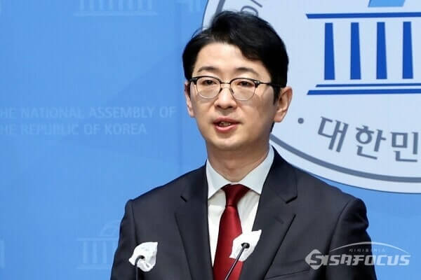 국힘 주진우 "법제사법위원장 돌려달라" Vs 더블어민주당 서영교의원