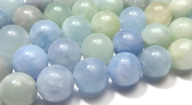 캣츠아이 아쿠아마린이란