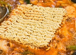 생생정보 부대찌개 6000원