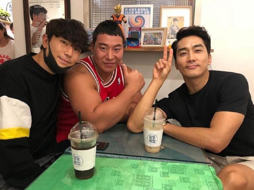 태원석 나이 프로필 키 근육 인스타 화보 드라마 영화 결혼 과거 배우 극한직업