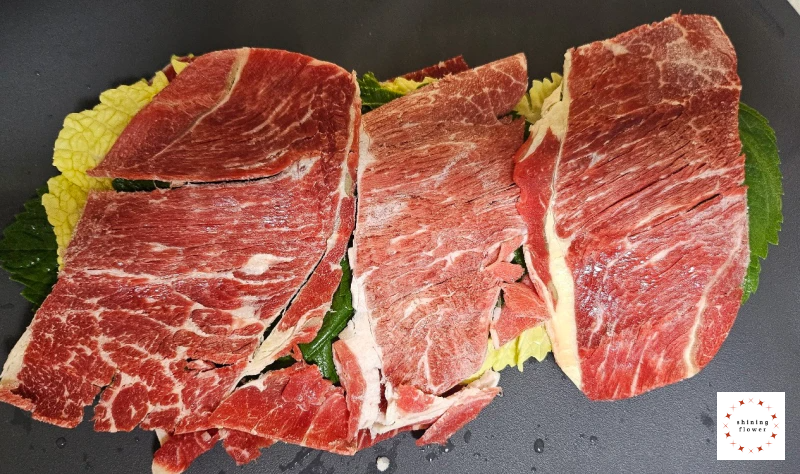 밀푀유나베-만드는 법-야채와 고기 쌓기