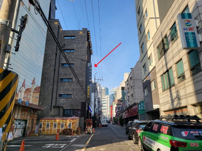 인천지방법원2022타경588 주위환경