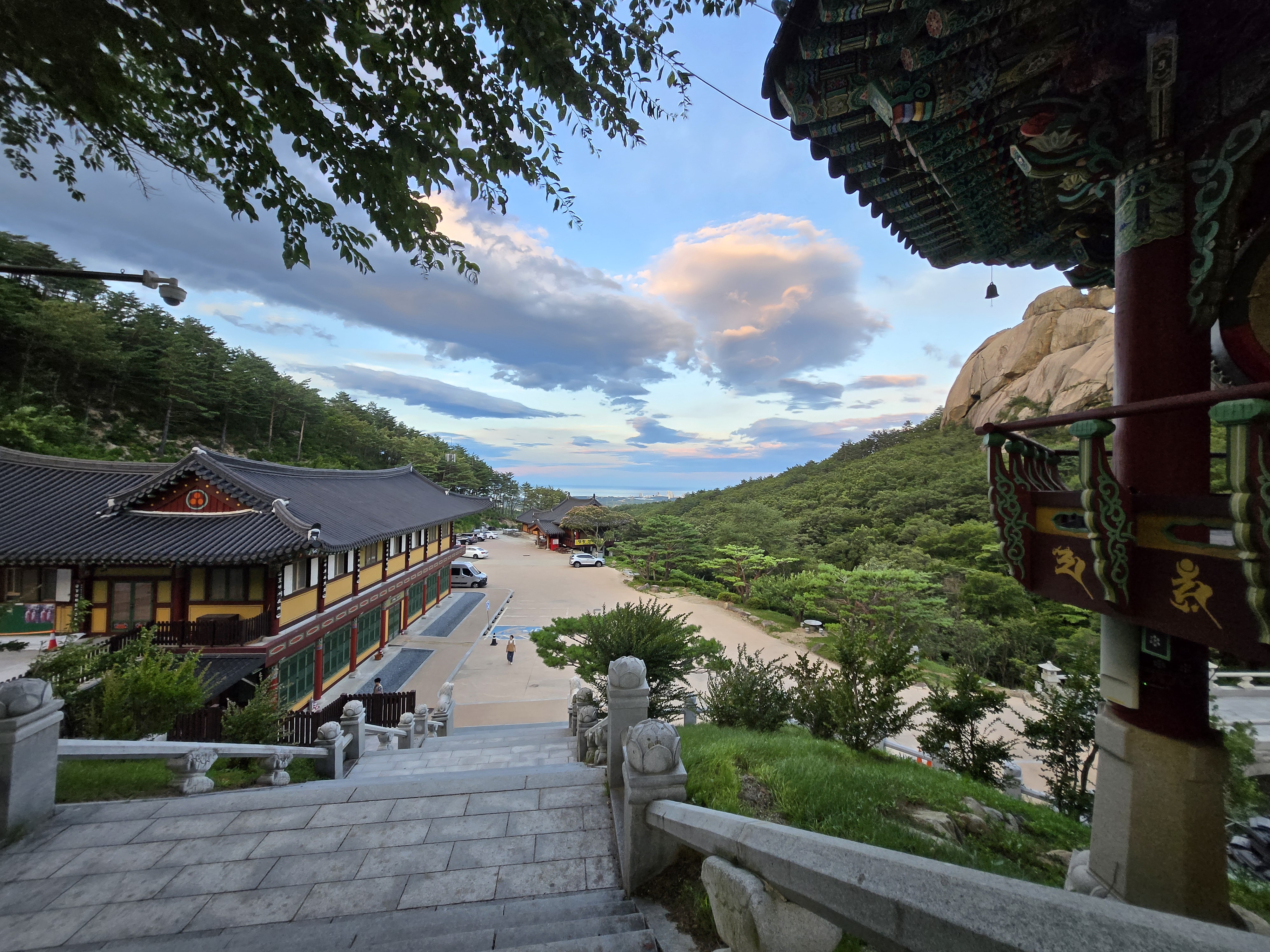 화암사에서 내려다 보이는 풍경