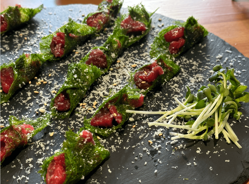 감태 육회 요리