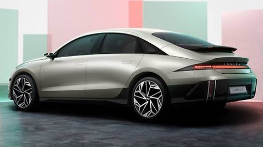 신차 가격 반값 할인 2025년 4월 현대 아이오닉 6 가격 인하 혜택 총정리