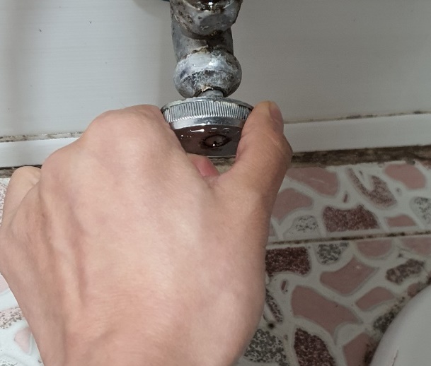 변기-속-찌든때