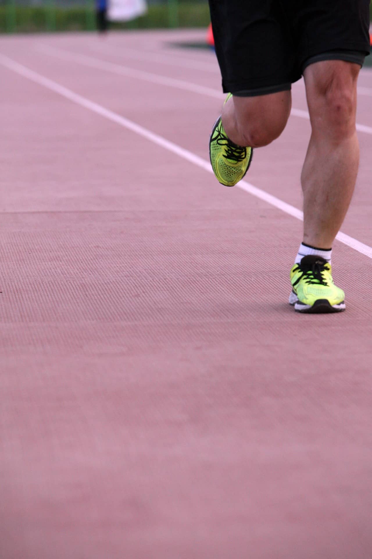 중급 러너를 위한 안정적 피싱 페이스 유지 기술 ❘ 5km~10km 구간에서 흐트러지지 않는 리듬 전략