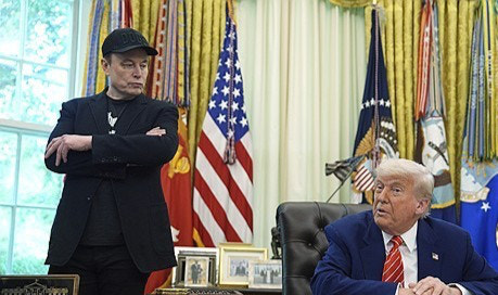 일론 머스크 vs Trump